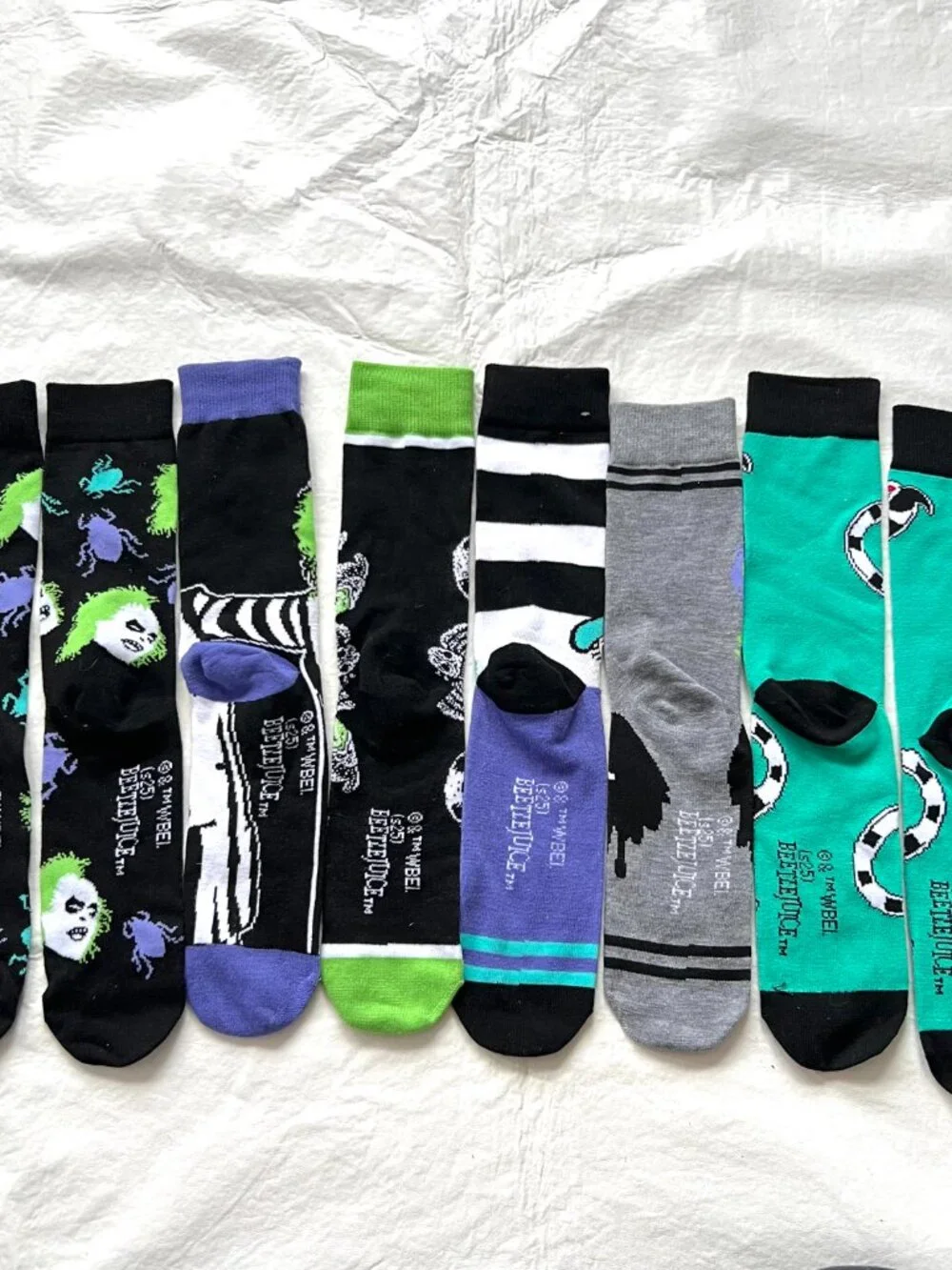 Beetlejuice socks 4 pack multicolor crew socks sand worm bugs strange unusual